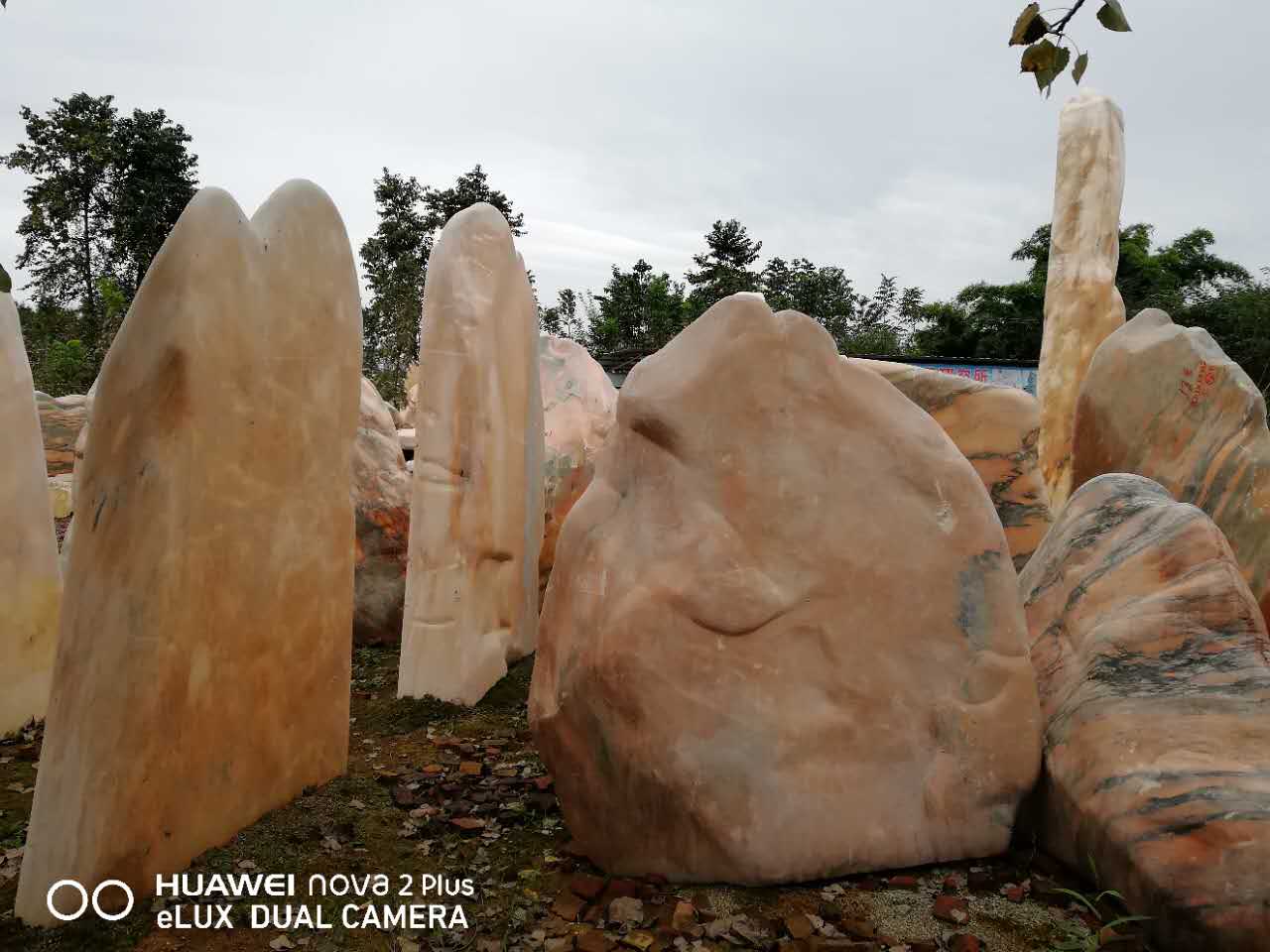 四川景观石基地